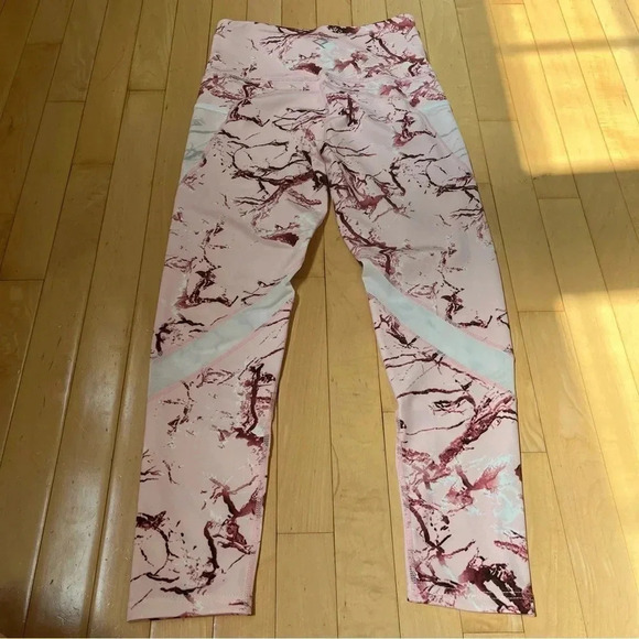 BSP Better Sports Performance Pink Camouflage Leggigns Woman’s Size Medium M - Picture 8 of 9